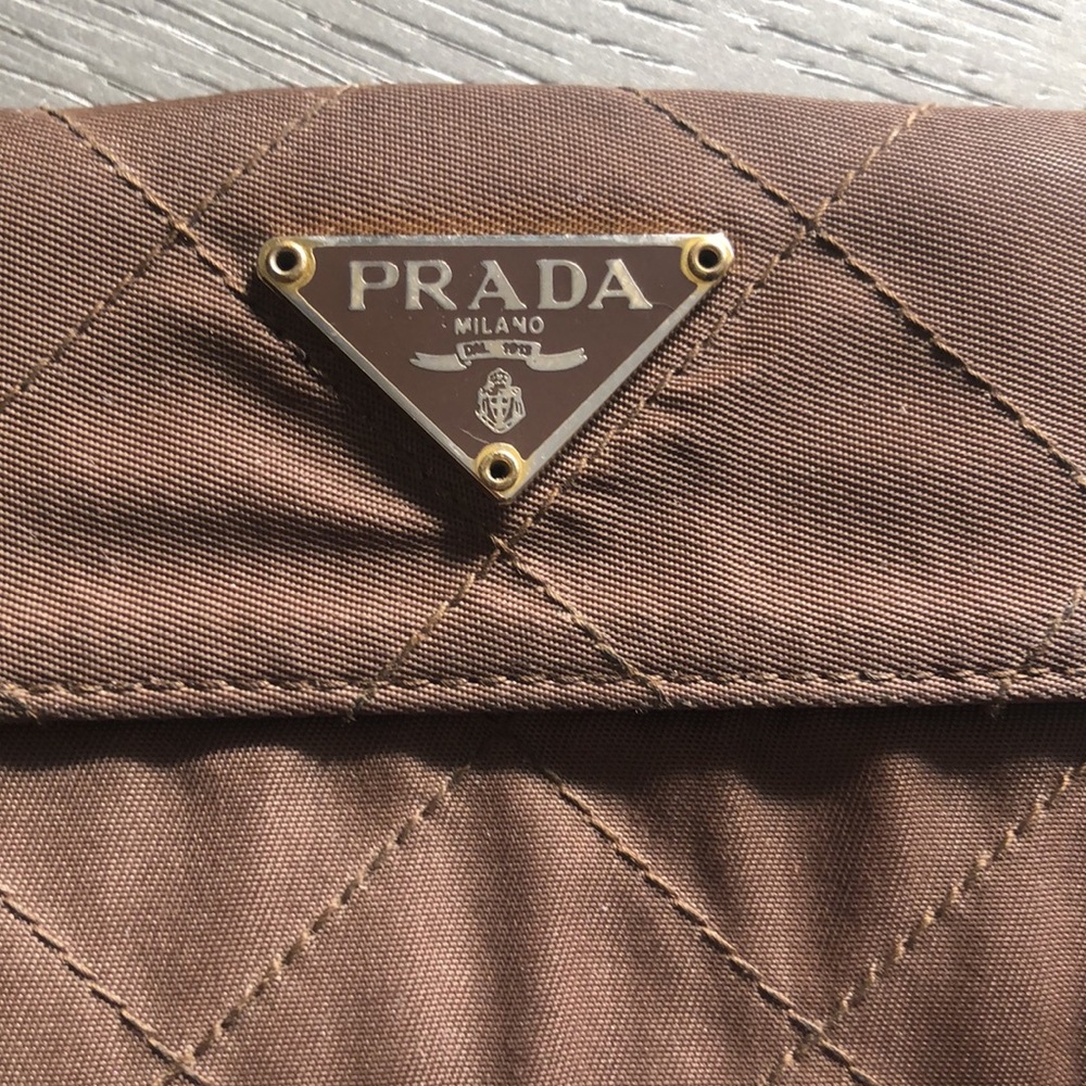 PRADA Wallet 4”1/2 x 3”1/2 - Picture 2 of 10